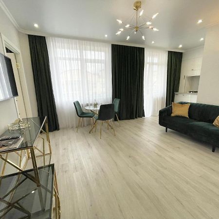 Luxury Emerald Apartments إربين المظهر الخارجي الصورة