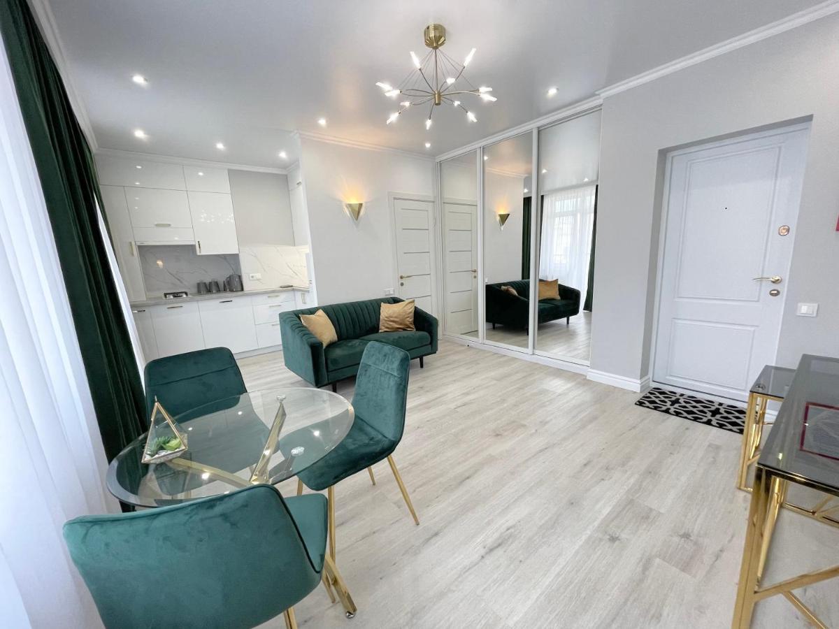 Luxury Emerald Apartments إربين المظهر الخارجي الصورة